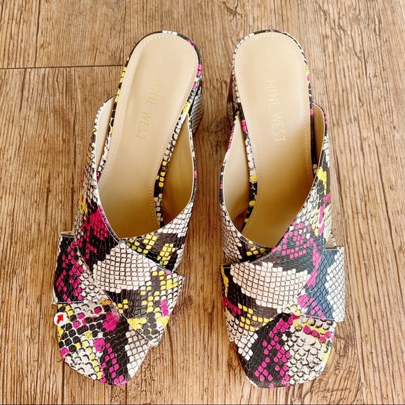 Nine West Crocodile Embossed Cross Strap Sandals - Picture 2 of 9